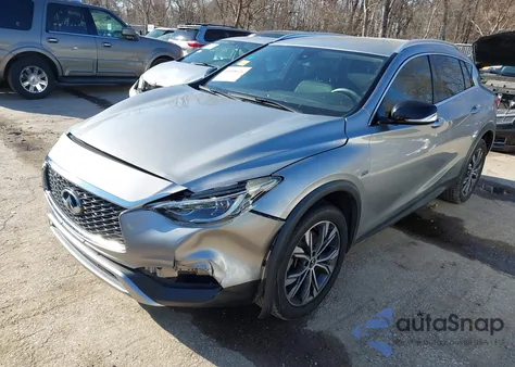 2017 Infiniti Qx30 Luxury from USA, damaged, VIN SJKCH5CR0HA033113